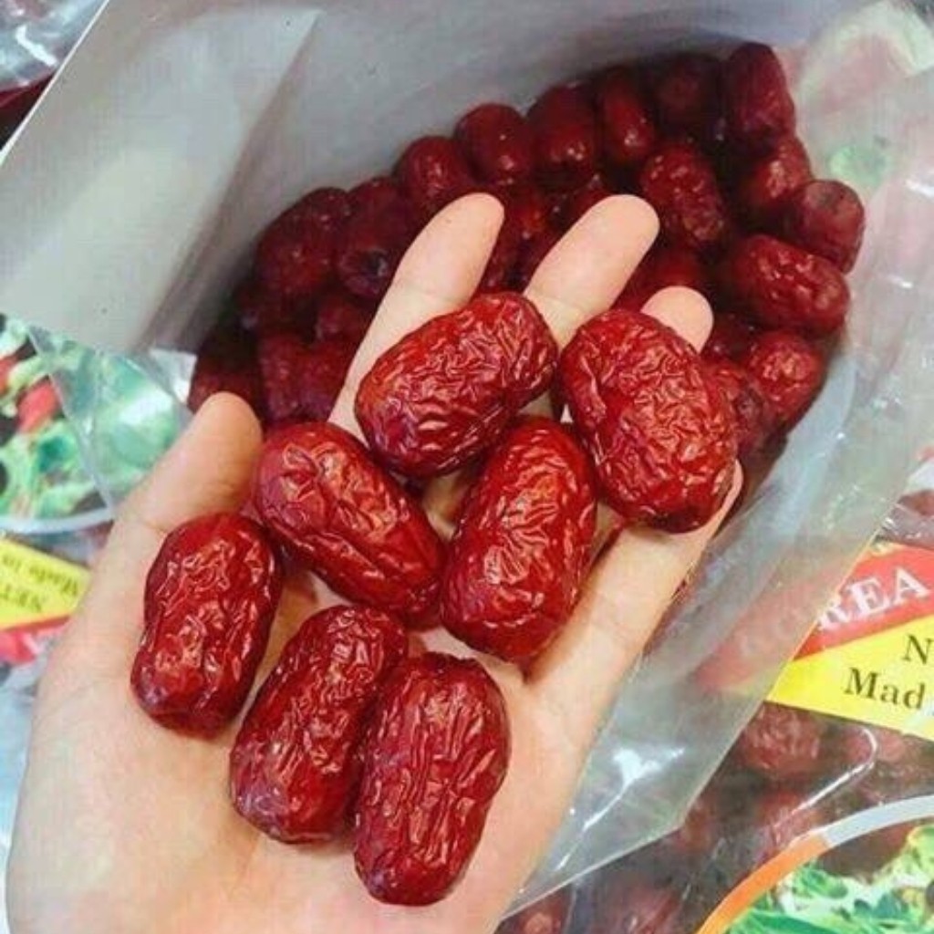 [Mã GROSALE2703 giảm 8% đơn 250K] Táo Đỏ Hàn Quốc Loại 1 - Hàng Chuẩn Đủ Cân - Combo 5 Hộp