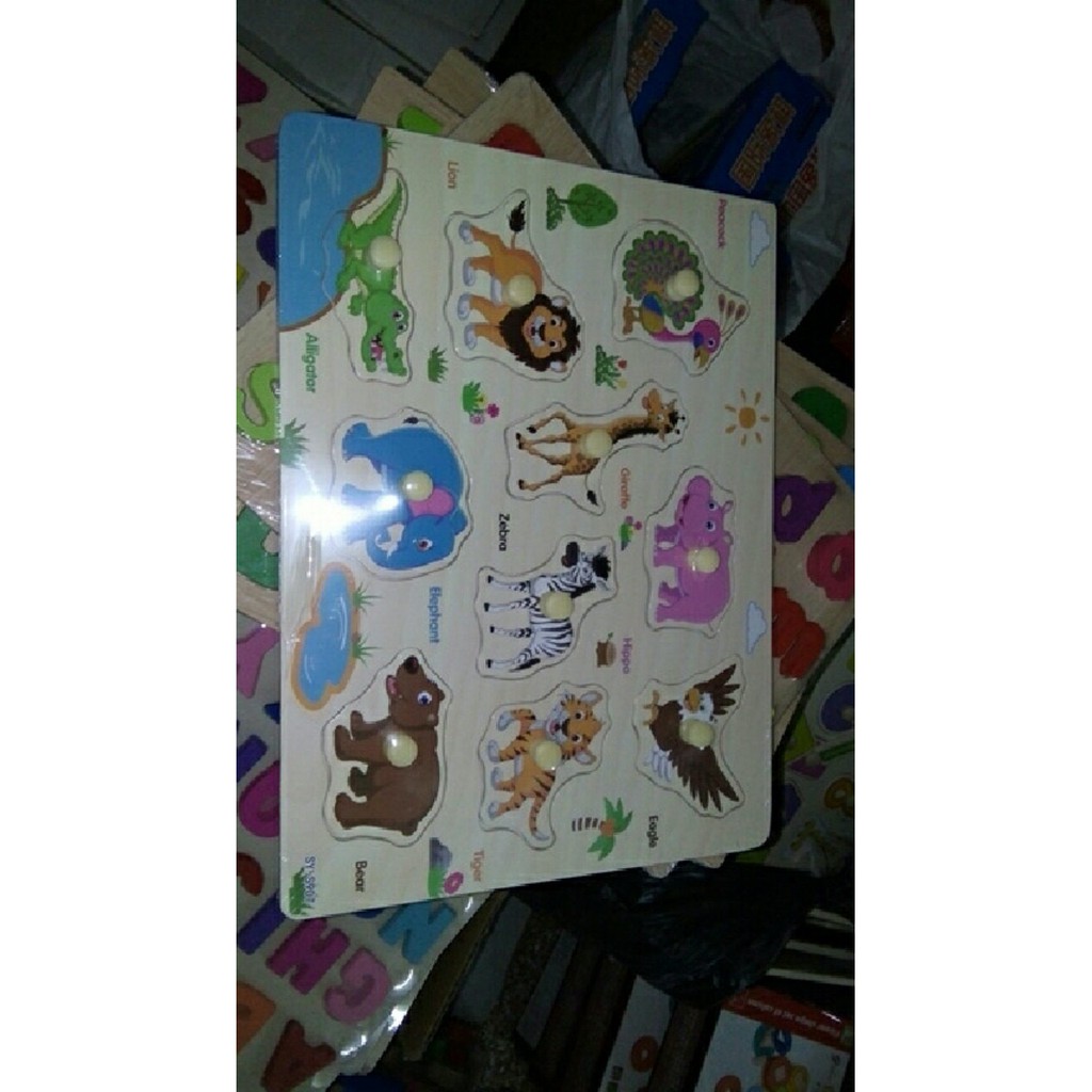 Đồ chơi xếp hình bảng núm gỗ nhiều chủ đề cho bé