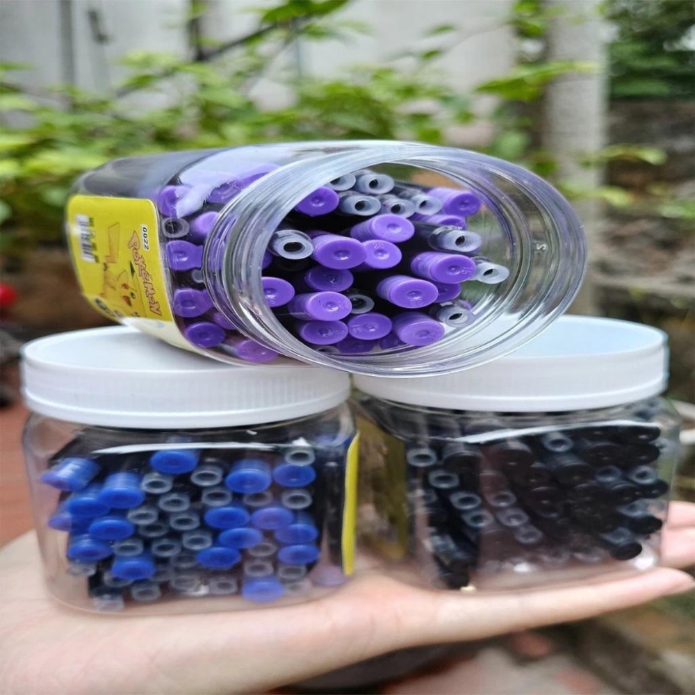combo 4 bút máy bấm ngòi EF + hộp 50 ống mực không xóa màu xanh