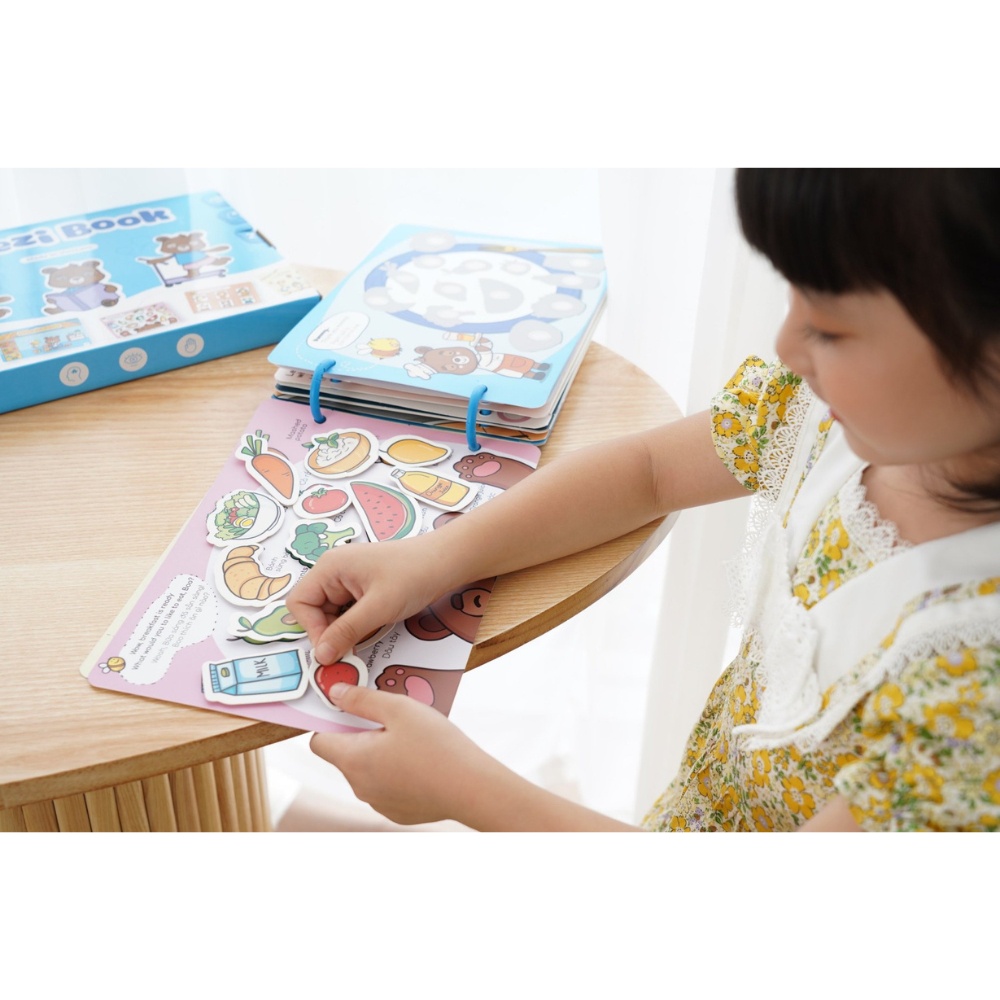 Học Liệu Bóc Dán Montessori  Busy Book Song Ngữ Anh Việt