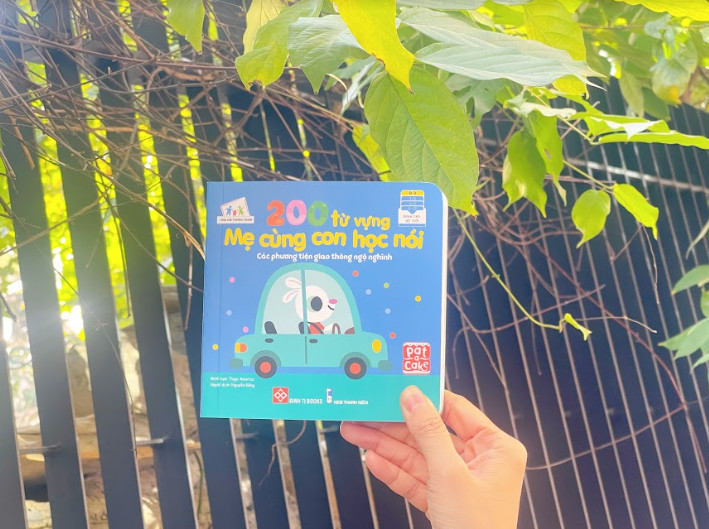 Combo 2 quyển 200 Từ Vựng Mẹ Cùng Con Học nói
