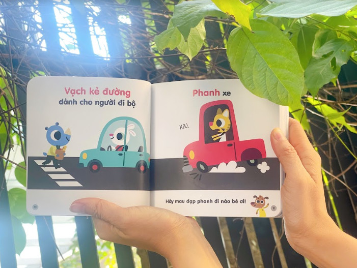 Combo 2 quyển 200 Từ Vựng Mẹ Cùng Con Học nói