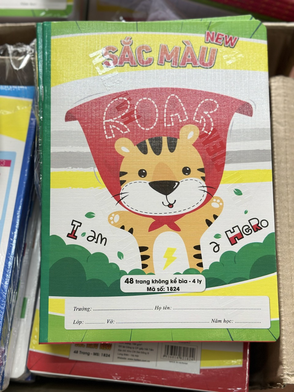 vở sắc màu hải tiến 80 trang - vở 4 ô li