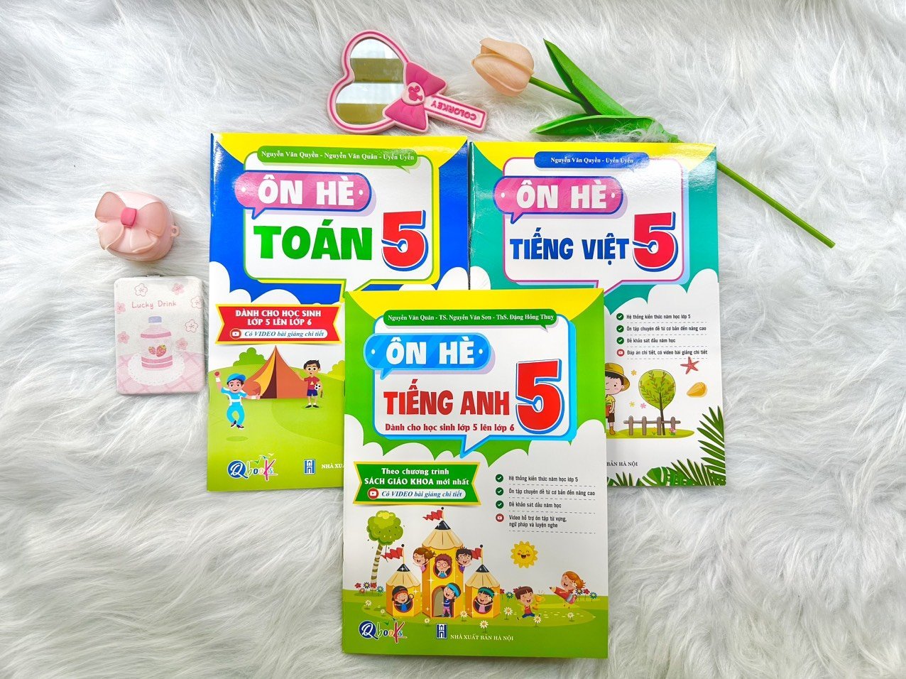 Sách -  Ôn Hè Toán - Tiếng Việt - Tiếng Anh 5 - Dành cho học sinh lớp 5 lên lớp 6