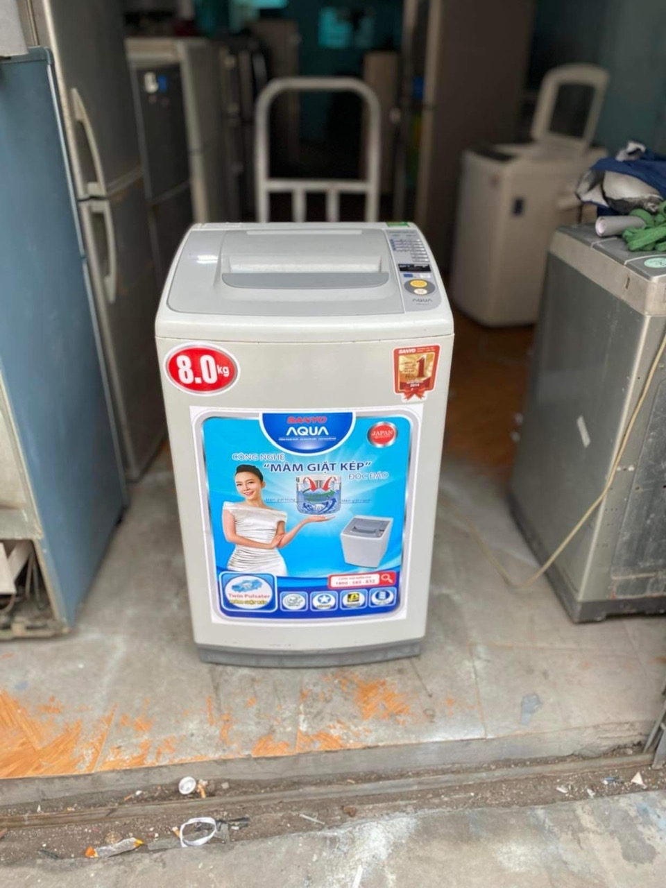 MÁY GIẶT SANYO 8KG LỒNG ĐỨNG 85%