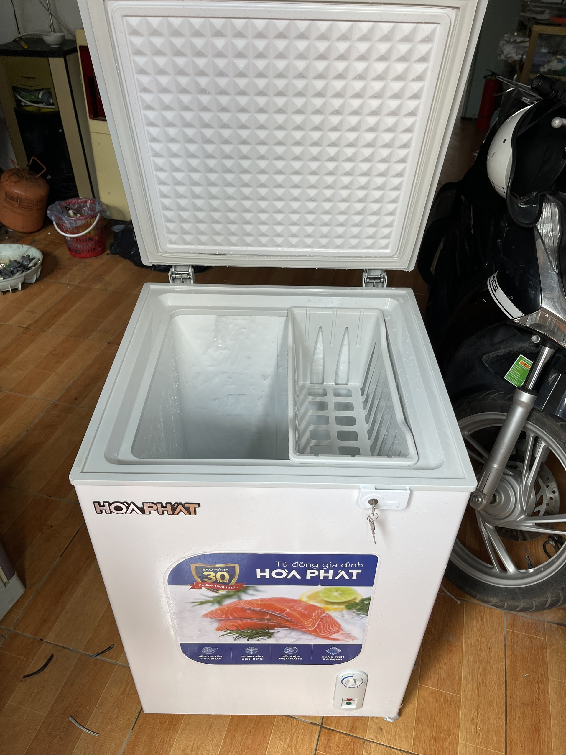 TỦ ĐÔNG MINI 100L HÒA PHÁT MỚI 95%