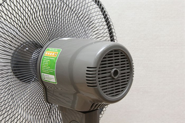 Quạt đứng KDK 3 cánh M40K GY 50W