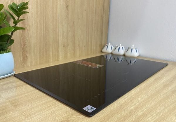 Bếp Prato 1 từ 1 hồng ngoại PT-028.E