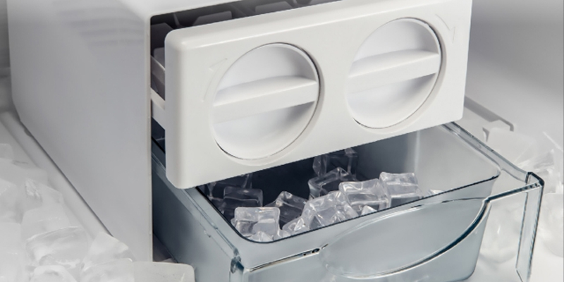 Tủ lạnh Panasonic inverter 268 lít NR-TV301VGMV