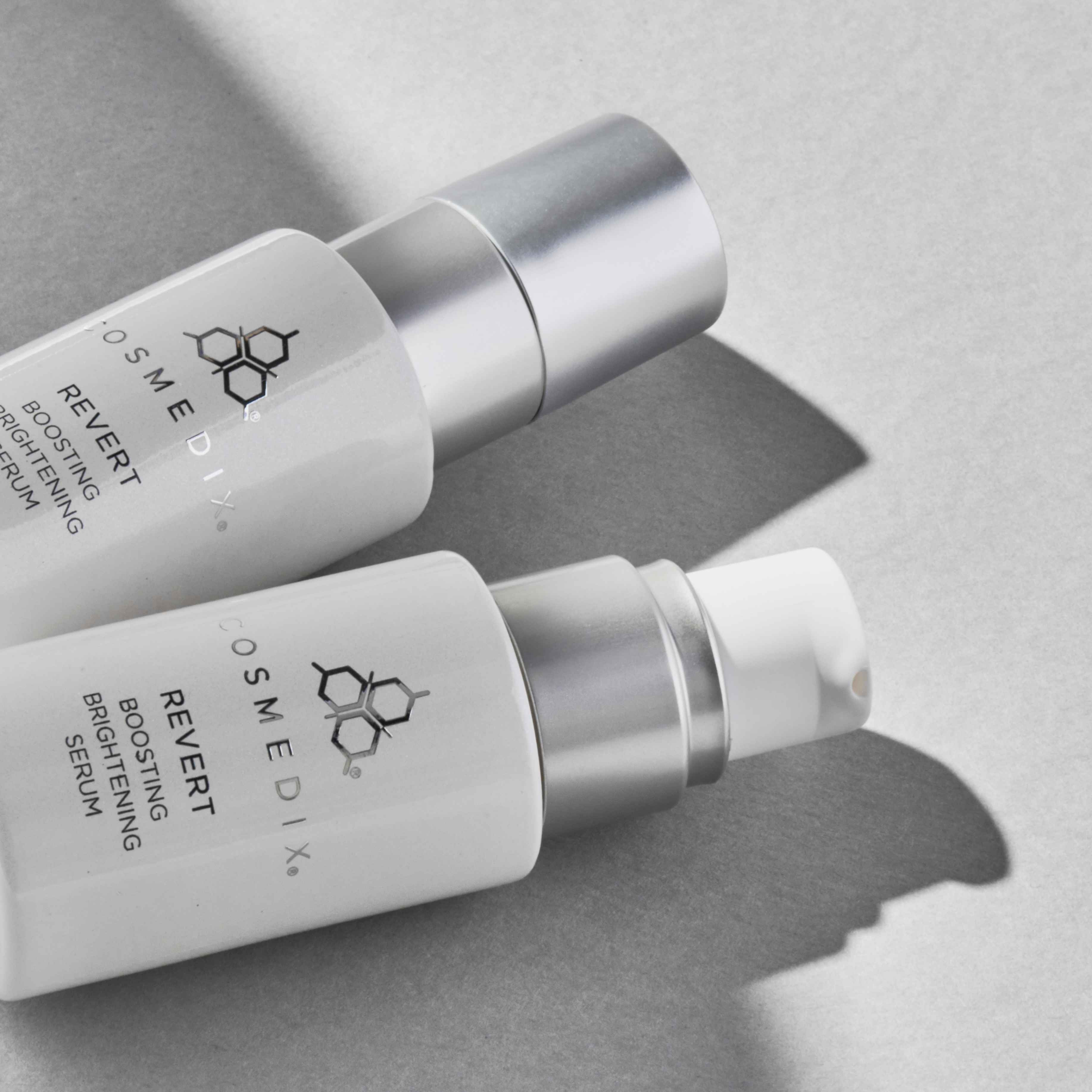 Cosmedix - Serum làm sáng - Revert