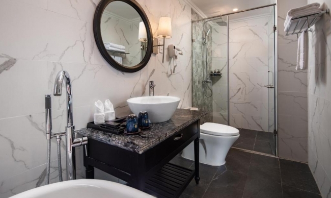 Luxury Balcony Suite