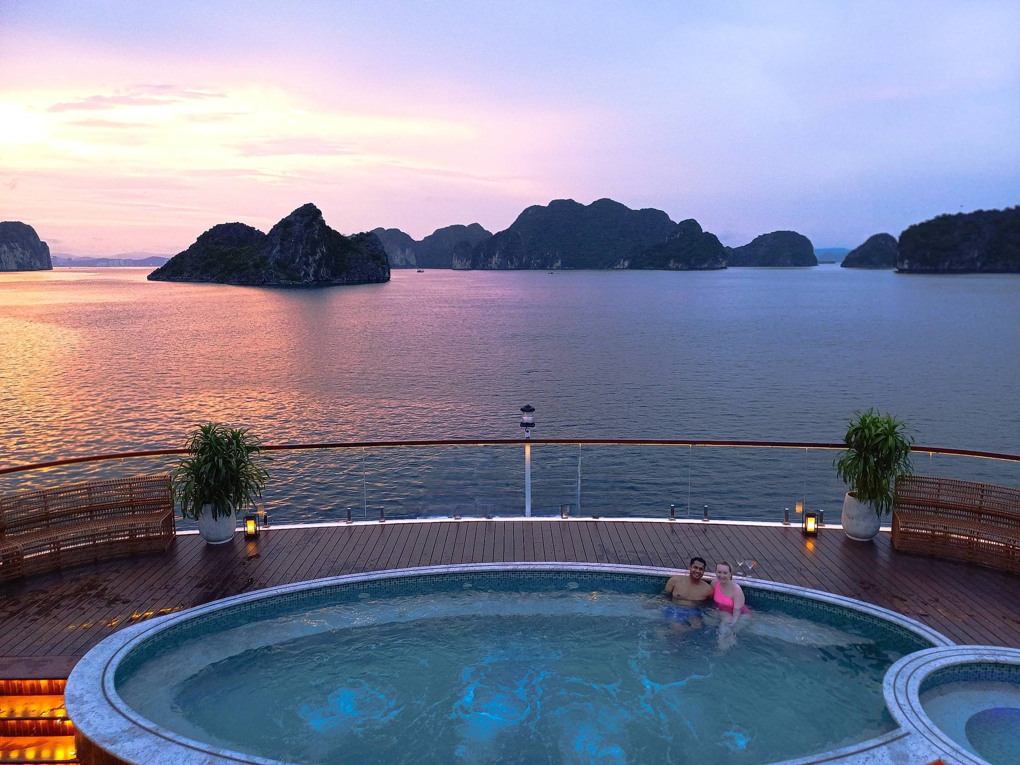 Du Thuyền Indochine Premium