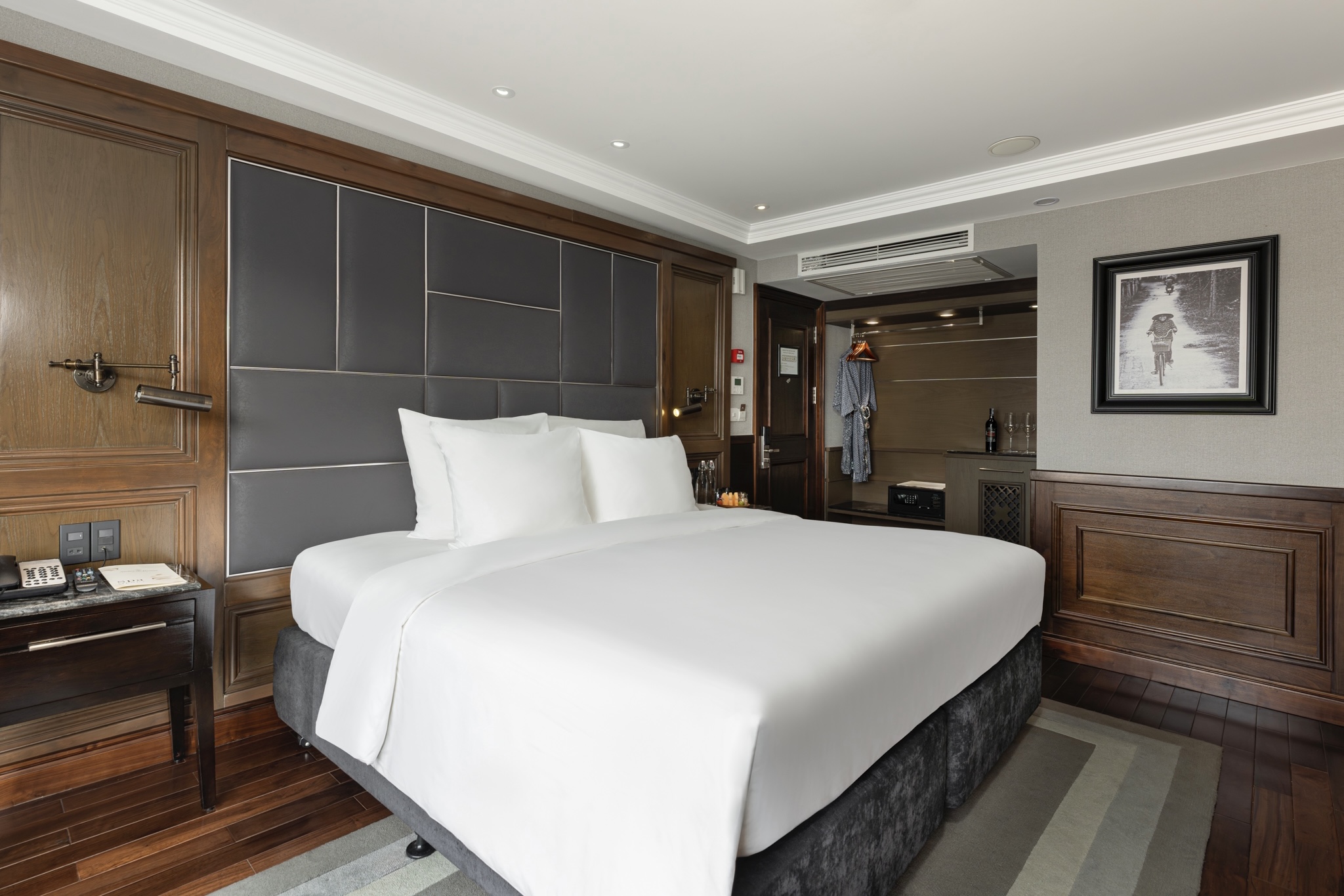 Executive Ambassador Balcony