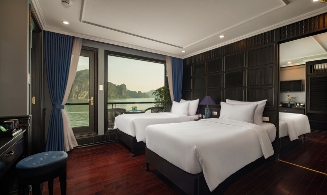 Senior Balcony Suite