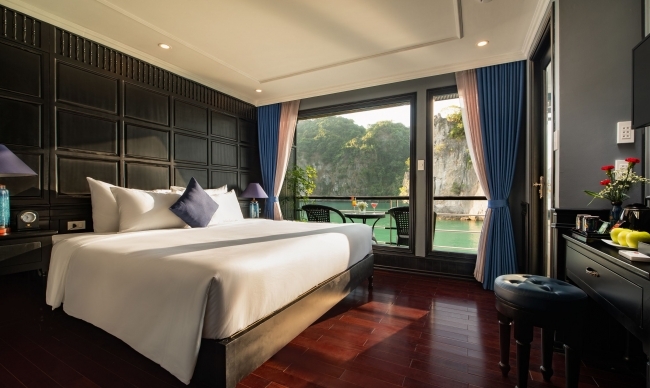 Junior Balcony Suite