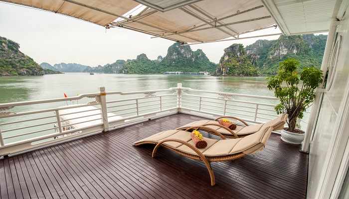 Du thuyền Âu Cơ Hạ Long