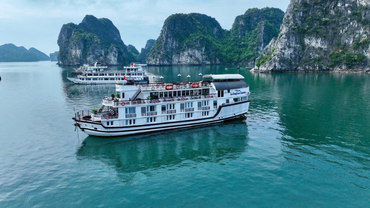 Du thuyền La Regina Classic