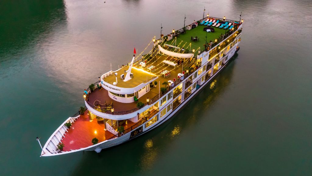 Du thuyền Verdure Lotus Grandeur