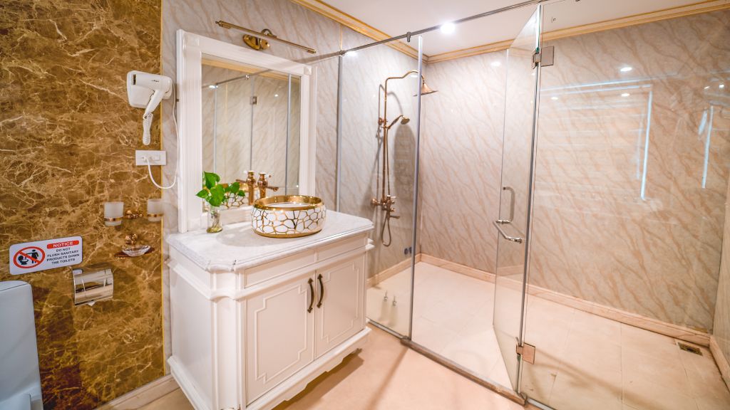 Du thuyền Verdure Lotus Grandeur