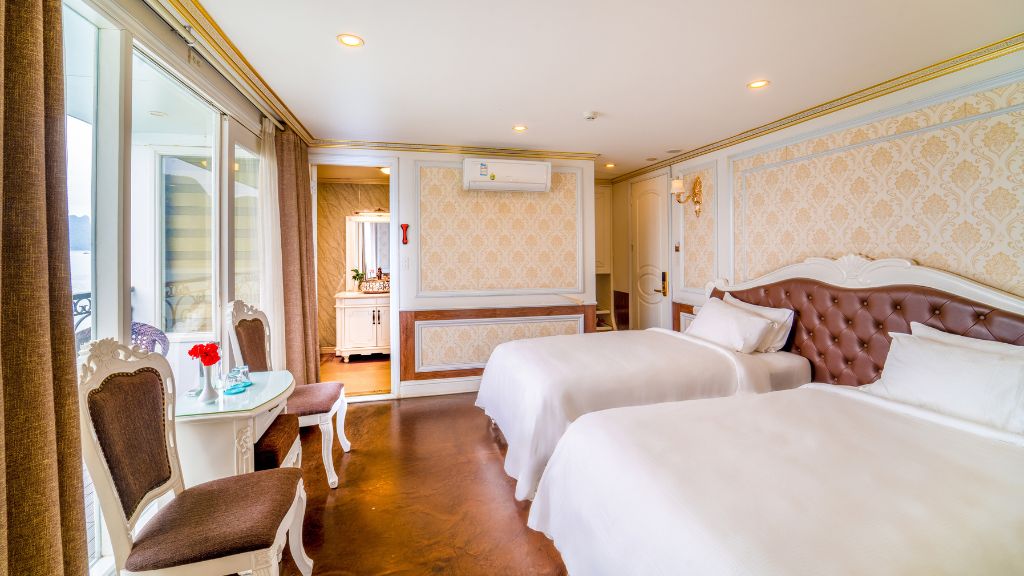 Du thuyền Verdure Lotus Grandeur