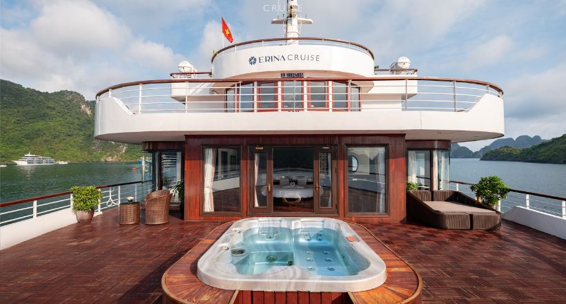 Du Thuyền Erina