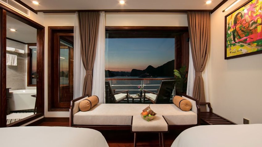 Du thuyền Heritage