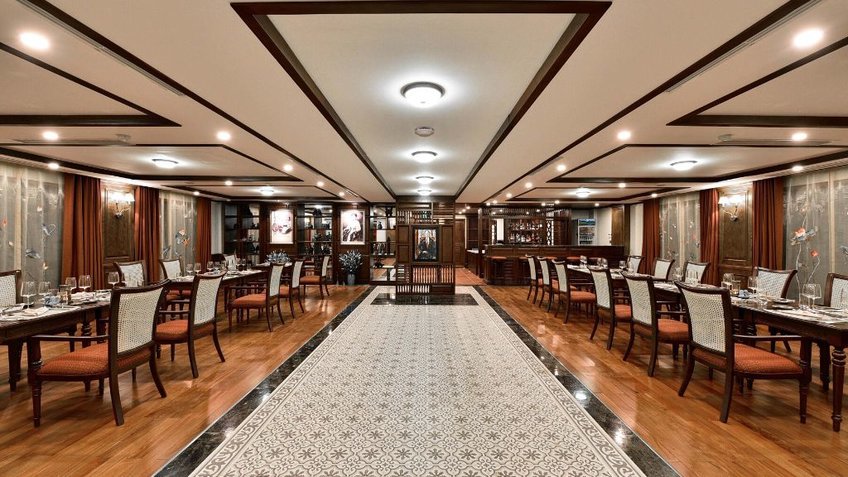 Du thuyền Heritage