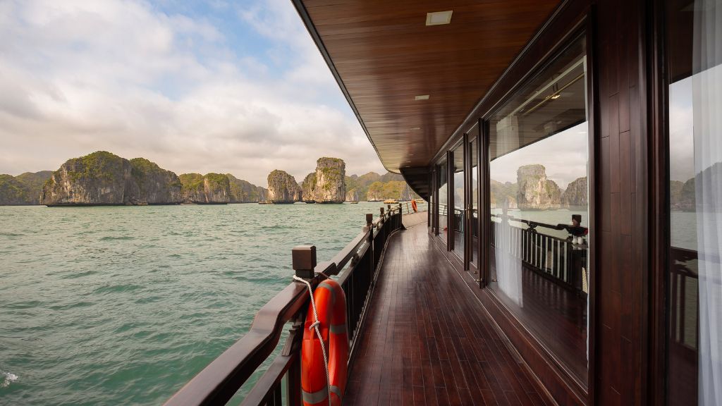 Du thuyền La Regina Legend