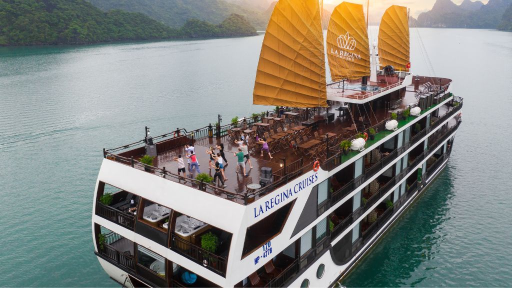 Du thuyền La Regina Legend