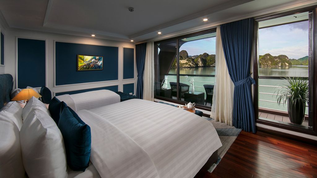 Du thuyền Le Theatre Lan Hạ