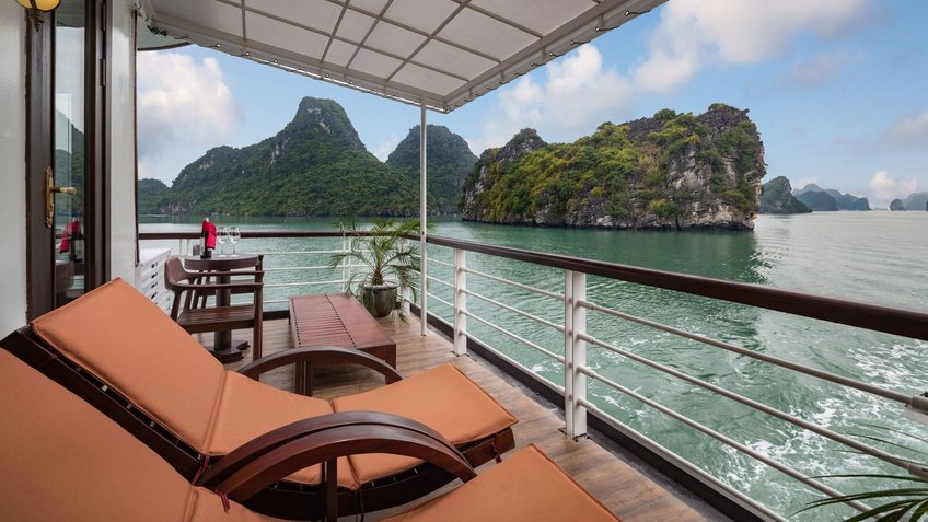 Du Thuyền Orchid Trendy