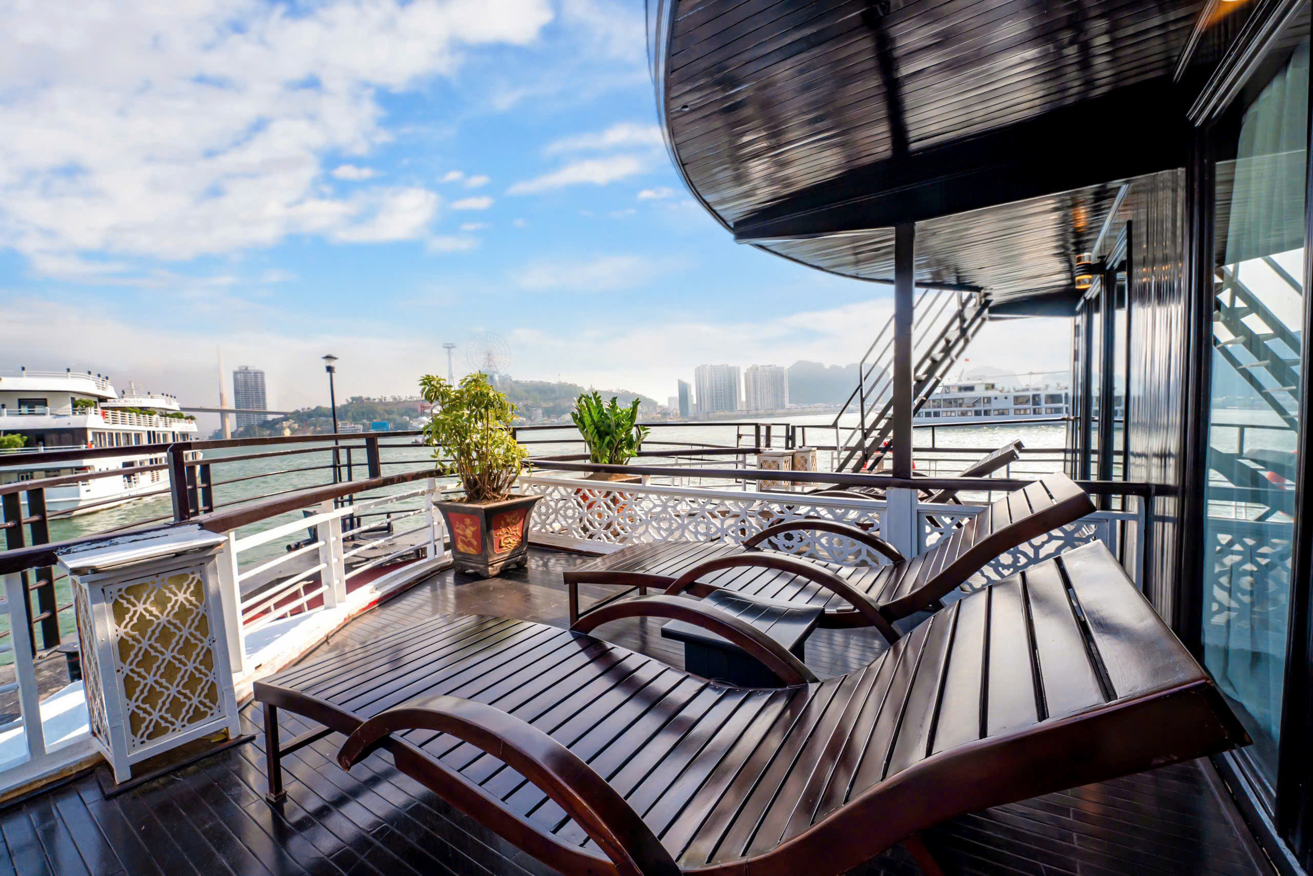 Du thuyền La Regina Classic