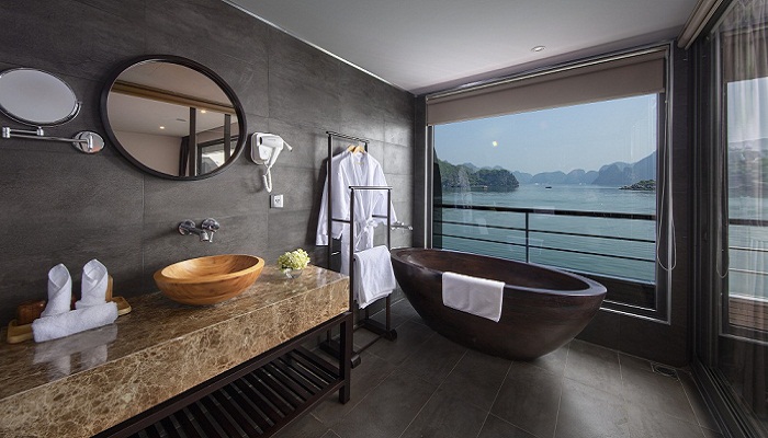 Du thuyền Scarlet Pearl