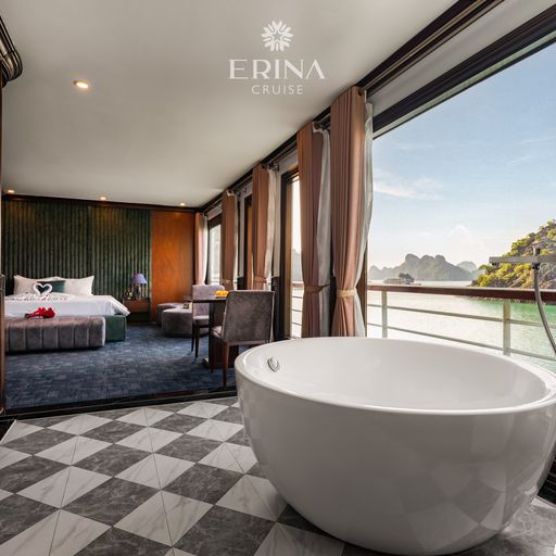 Erina Honeymoon Suite