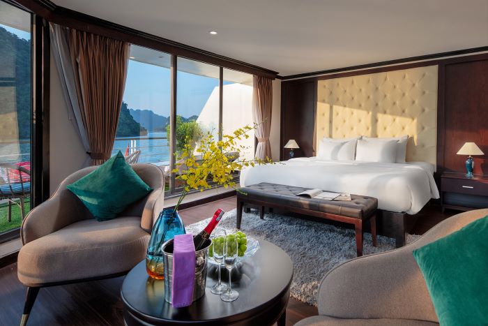 Du thuyền Mon Cheri Lan Hạ