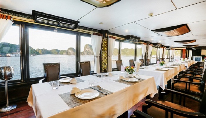 Du thuyền Starlight Hạ Long
