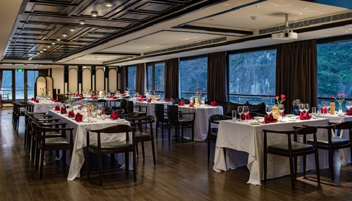 Du thuyền Scarlet Pearl