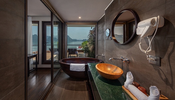 Du thuyền Scarlet Pearl