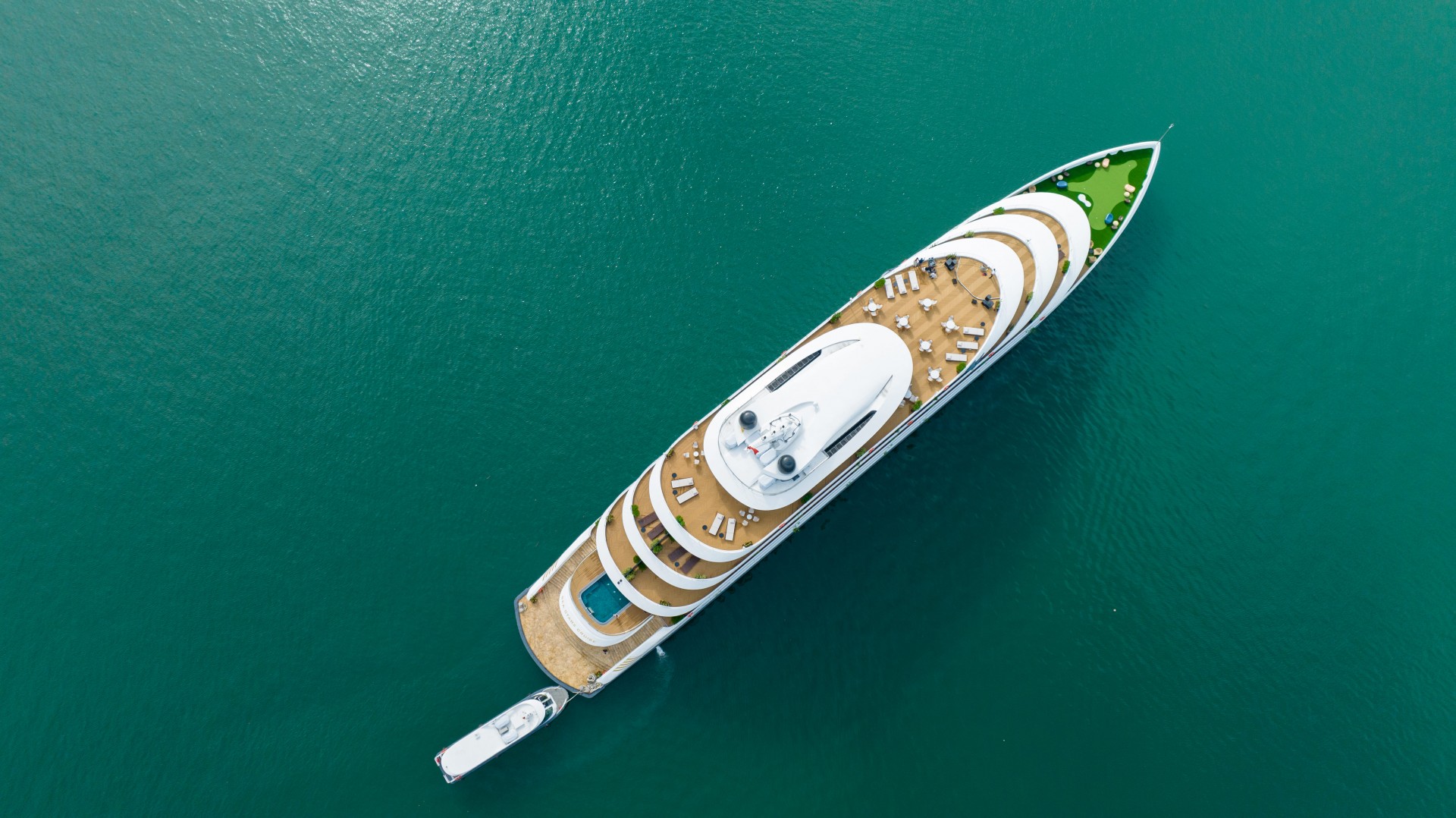 Du thuyền Sea Star Hạ Long