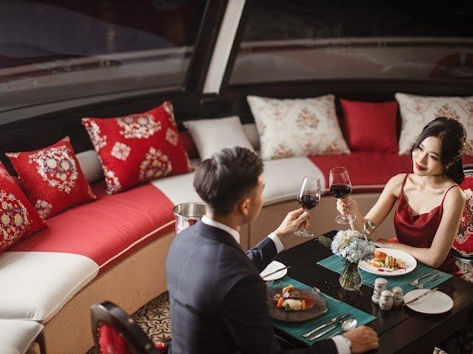 Du thuyền Sea Octupus