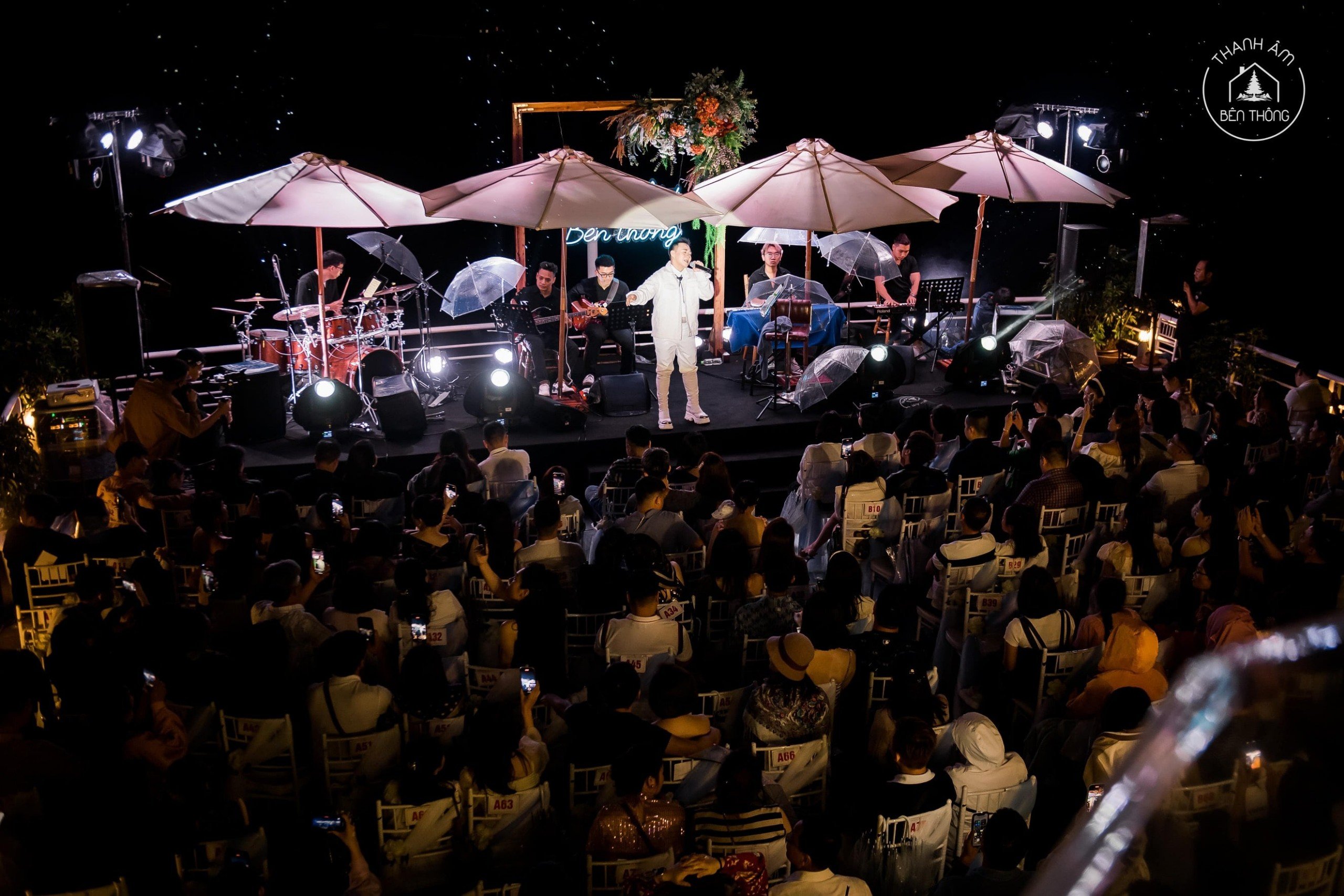 Du thuyền Sea Octupus