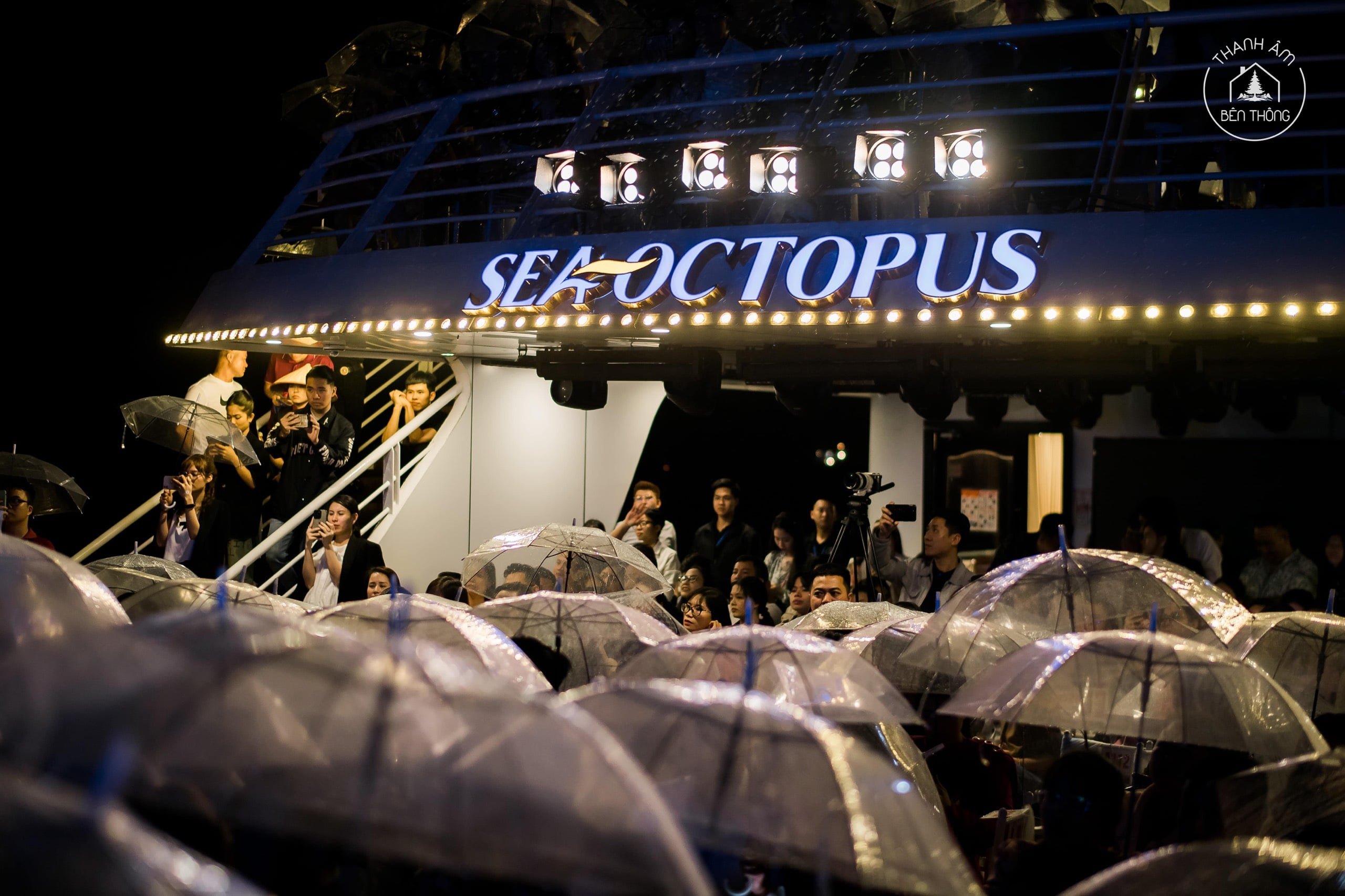 Du thuyền Sea Octupus