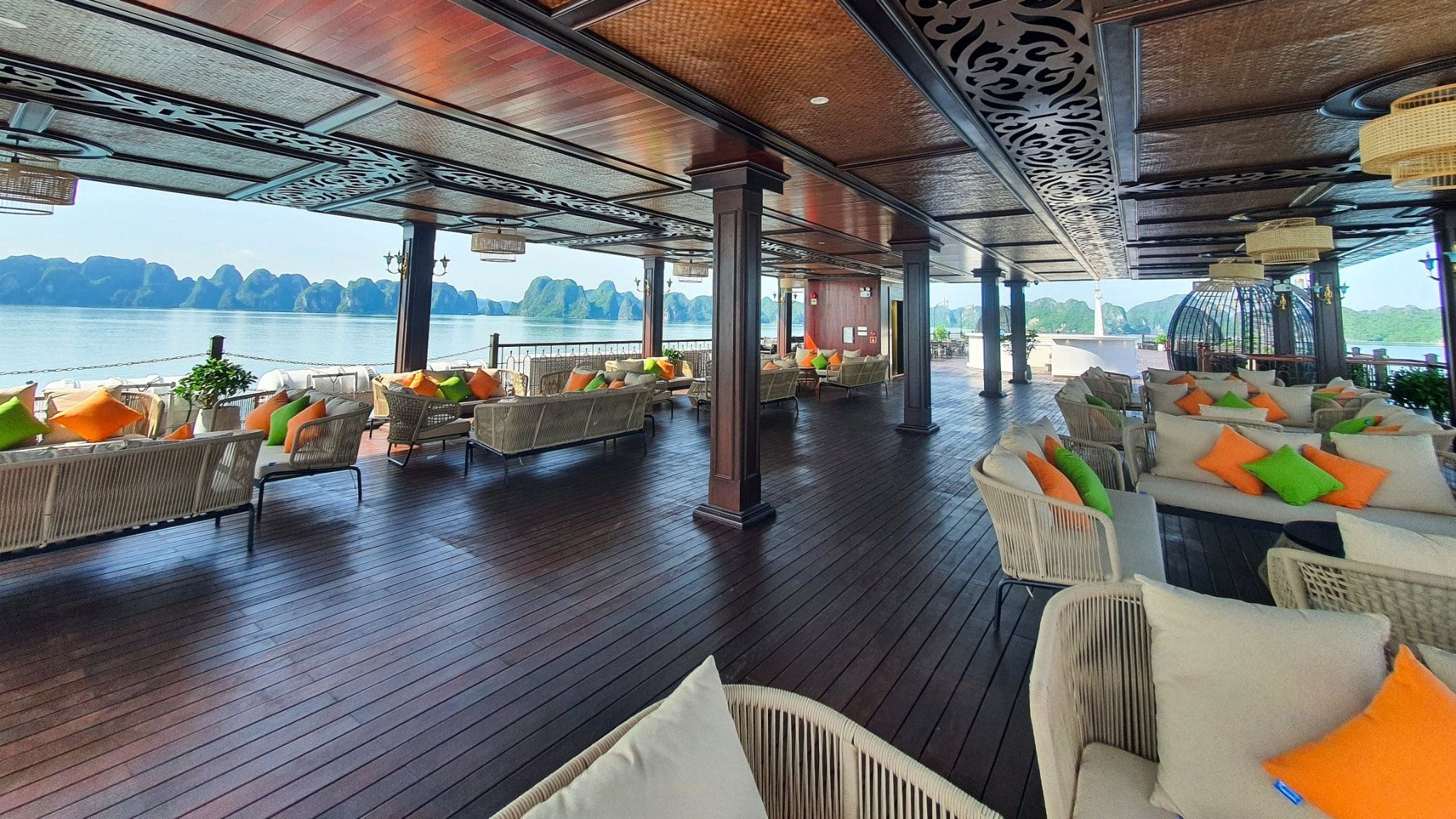 Du Thuyền Indochine Premium