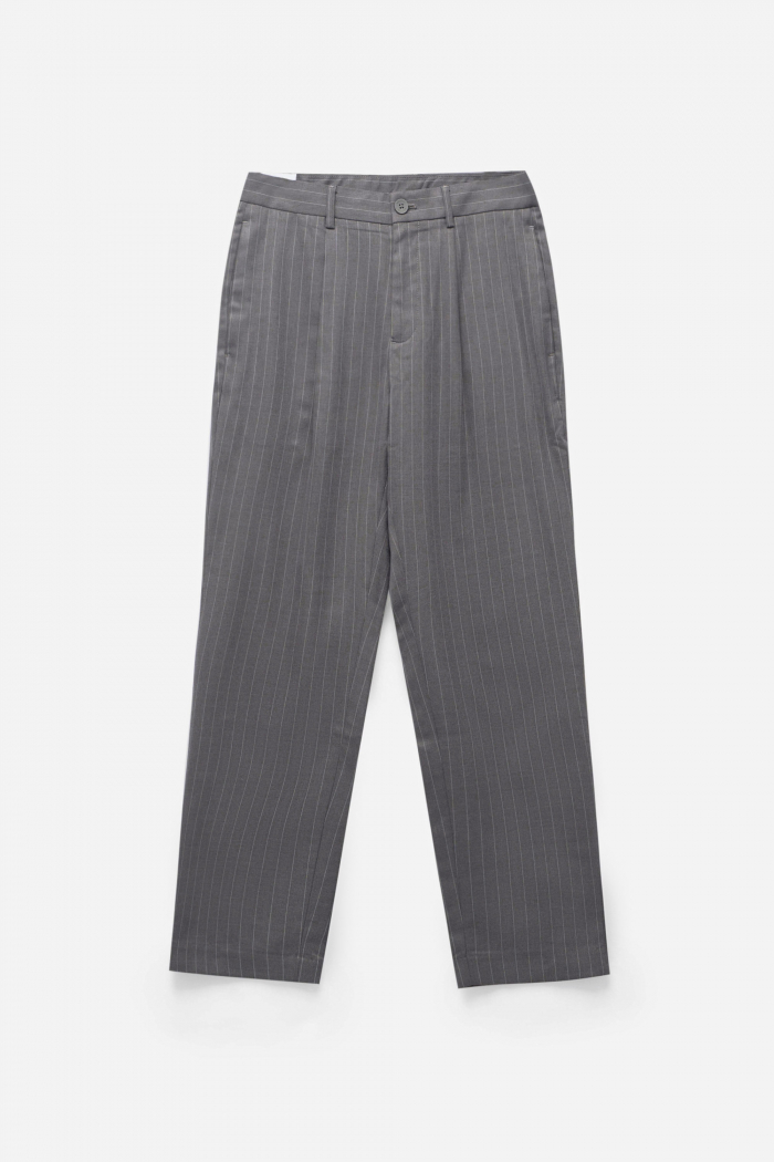 Quần Vải Nam Kẻ Sọc Dọc Form Slim Crop