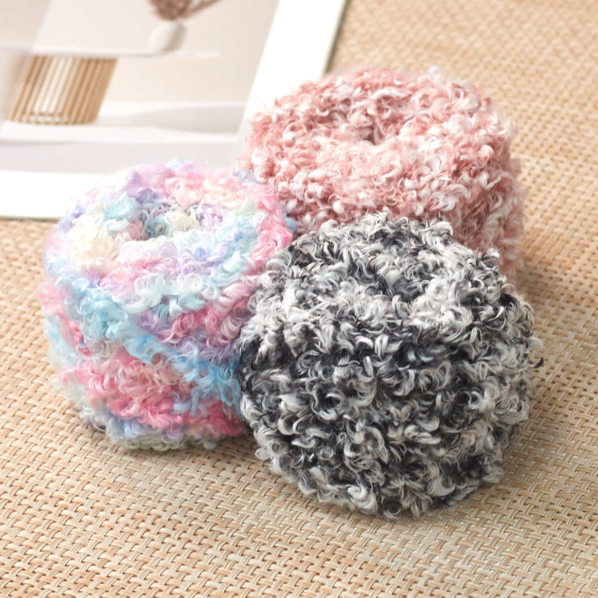 Len xù xoăn loang 50g | Tada Craft