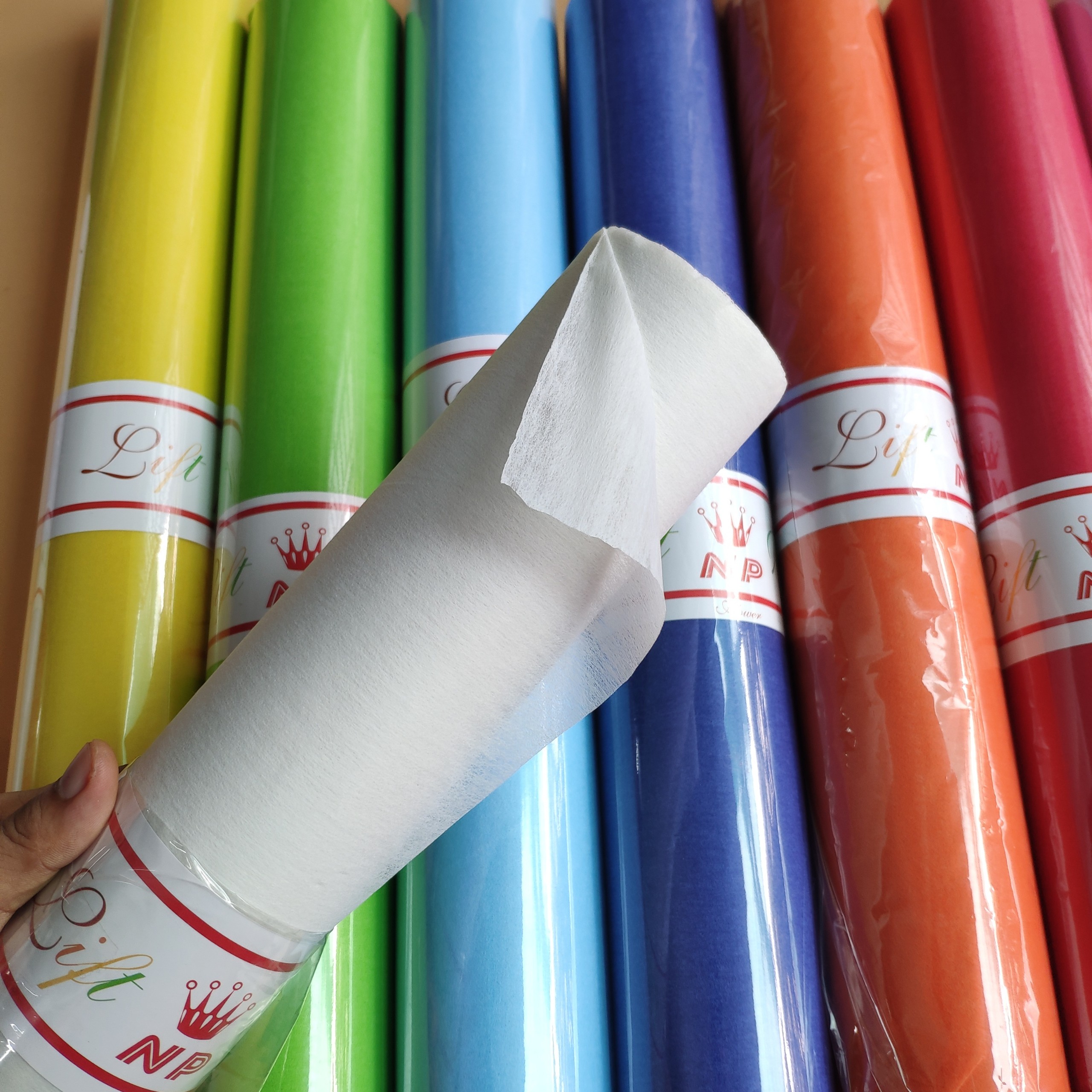 Giấy lụa, giấy vân long gói hoa (cuộn 12 mét)