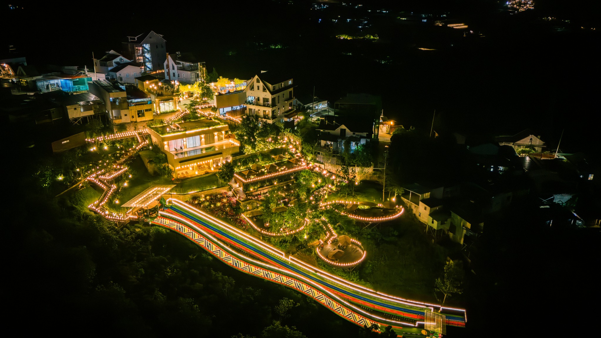 HANNA LAND - KHU TỔ HỢP CHECK IN, GIẢI TRÍ