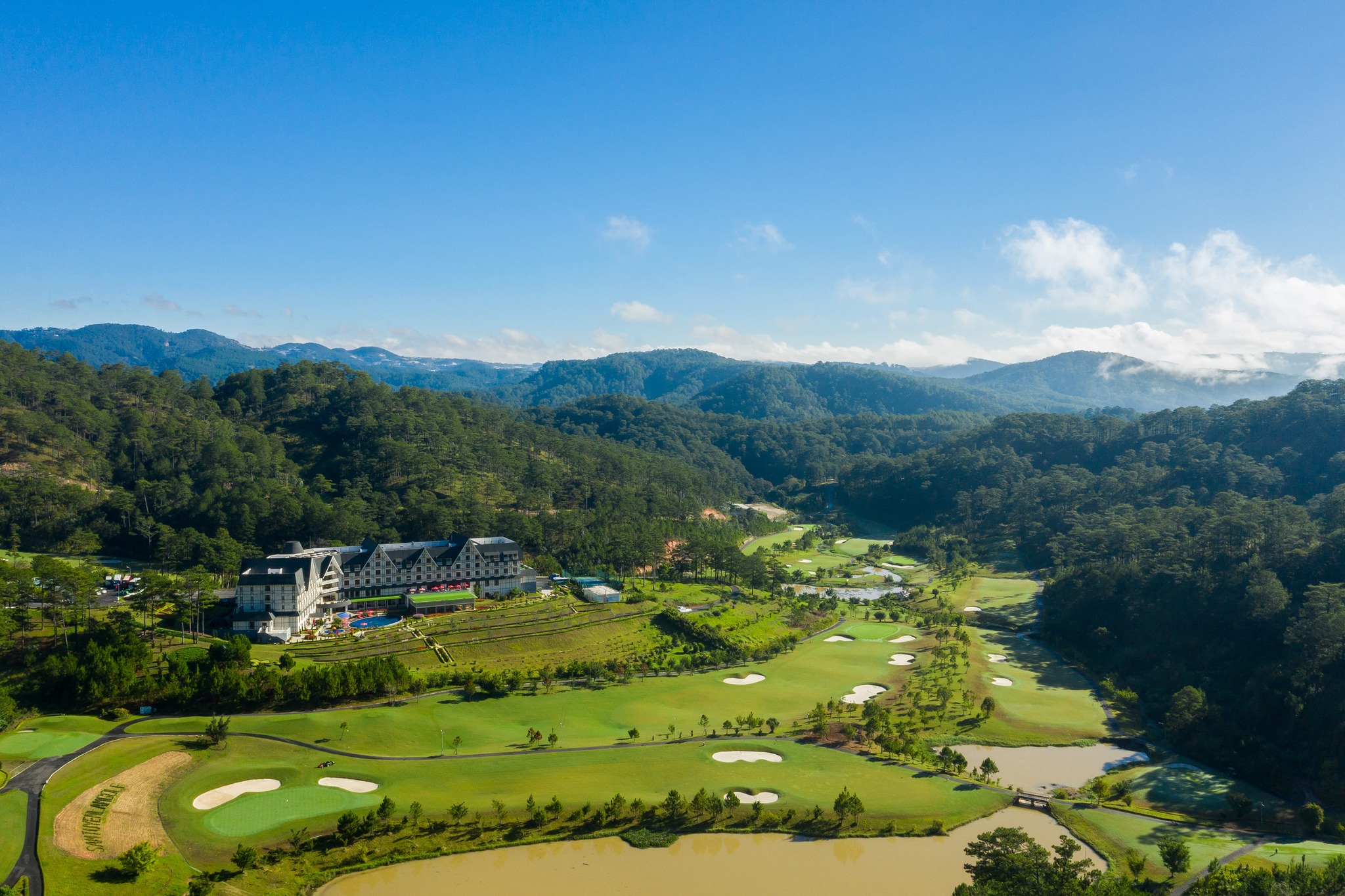 SWISS-BEL RESORT TUYỀN LÂM