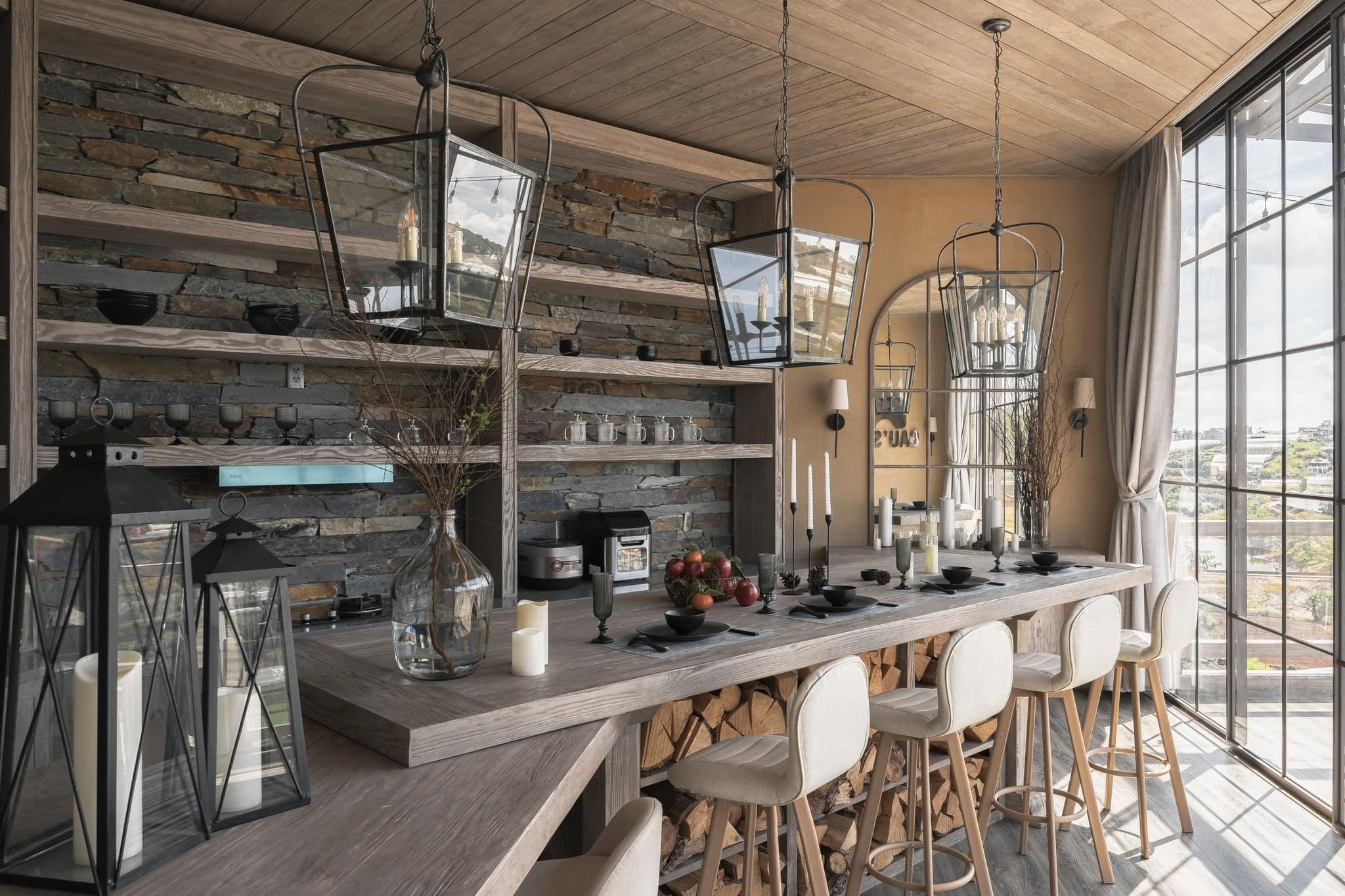 NHÀ CỦA GẤU – BEAR’S HOUSE