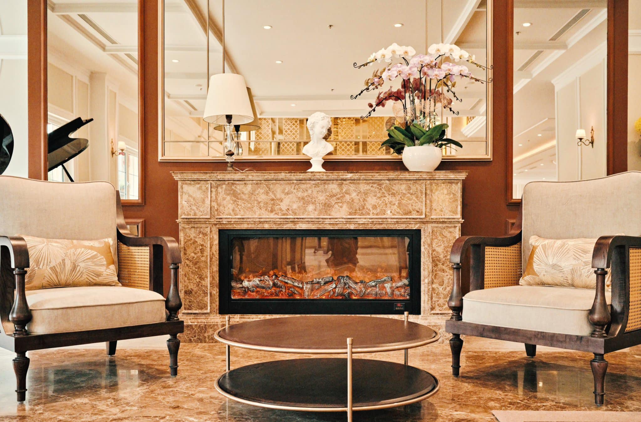 GOLDEN IMPERIAL HOTEL